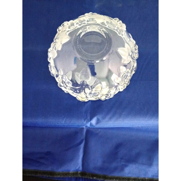 Mikasa Crystal Glass Oval Bowl Carmen Pattern Embossed Flowers Frosted Leaves - Picture 4 of 4